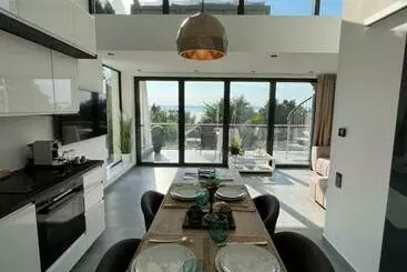 Ferienwohnungen Aris Apartman