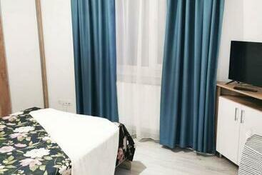 דירות לתיירים New Cozy Apartment In Otopeni Near Airport