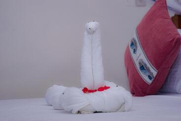 Отель Jabali Bungalows Lodge