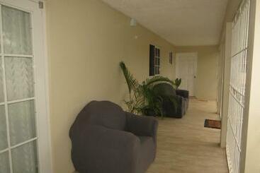 פנסיון Bonito S Retreat