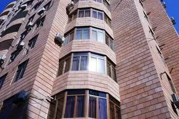 آپارتمانهای توریستها Luxuary New Build One Bedroom Apartment In Yerevan On Khorenatsyi Street