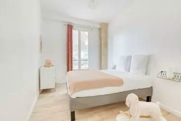 Apartamentos turísticos Sant Mandé : Porte De Paris