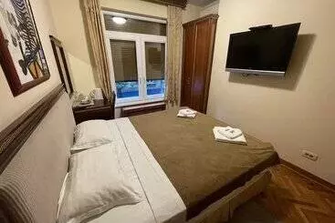 Bed and Breakfast Travelling Actor  Skadarlija
