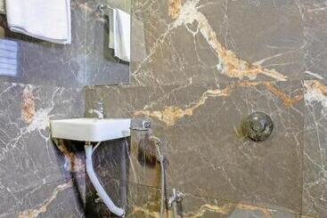 Hotel Sai Sagar Lodging & Boarding