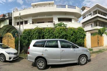 Pensão Sonika’s Nest