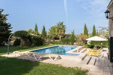 Apartamentos turísticos Villa Can Tomas