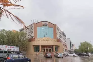 בית מלון כפרי Jinbaoli Business