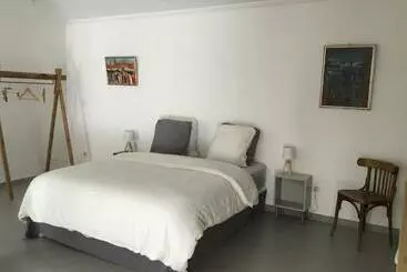 ベッドアンドブレックファースト Chambre D Hôte La Cool Room