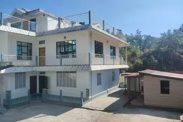 Pensione F N Guest House