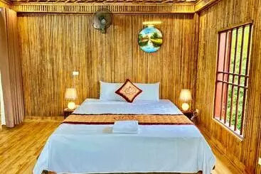 Bed and Breakfast Bamboo Hill Villa