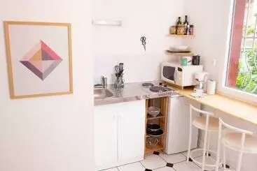 Turistihuoneistot Charmant Studio Au Coeur De Jaurès