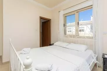آپارتمان‌های توریست‌ها Villa Andree In Paralimni