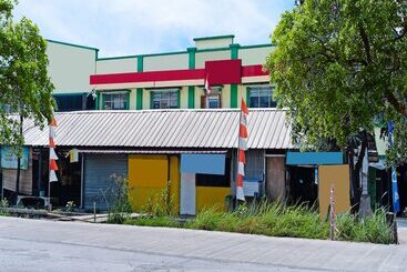 Hotel Spot On 91402 Home 59 Tegal Danas