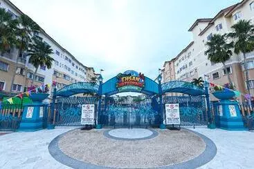 Oyo 90559 Ummul Motel C Mart