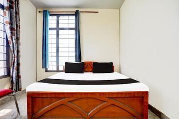 ホテル Spot On Prithvi Garden