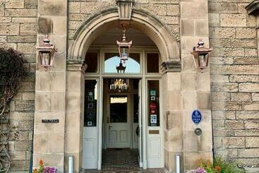 Pensione The Pines Guest House