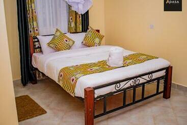 酒店 Adasa Lounge And Suites