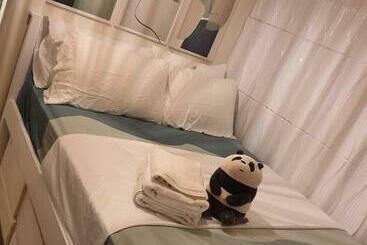 Lägenhetshotell Asian Modern Penthouse Unit