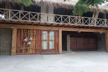 هتل Casa Amelia Huatulco