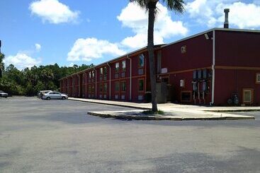 هتل Metro Inn & Suites