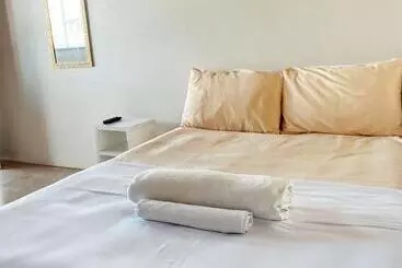 ペンション Suítes Pé Nareia Itaipuaçu