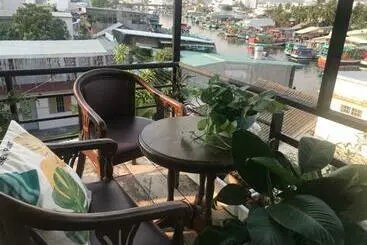 تختخواب و صبحانه Nhà Nghỉ Phương Dung