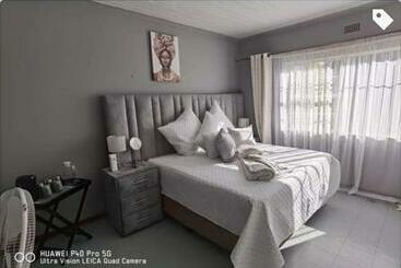 Pension 016 Guest House