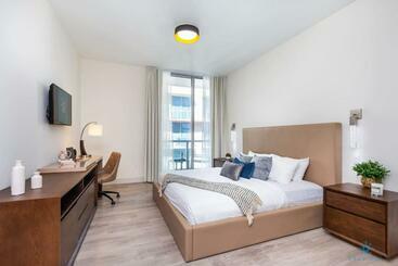 הוסטל Paradise Resort Hot Tub Unique Rooftop Pool