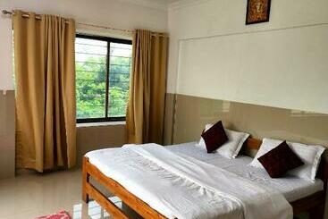 Hotel Sky Villa Residency