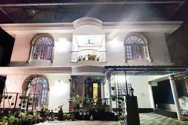 Majatalo Jj S White House