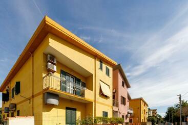 ツーリストアパートメント Casa Pierola