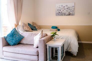 游客公寓 Cosy And Light Studio In A Quiet Area