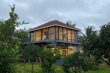 Shakuntala Farms Rustic Farmstay With Modern Comforts