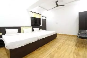 ホテル Taj 3 Star