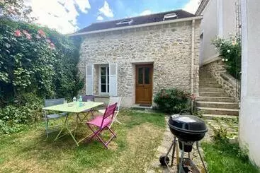 Turistihuoneistot Maison & Jardin Proche Disney, Paris, Val D Europe