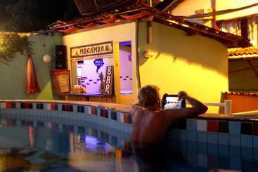 호텔 Papagaio Hostel & Pousada