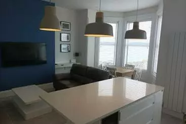 ツーリストアパートメント Seacliff Road Luxury Apartments