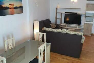 Apartaments turístics 1f, Aire Acondic, 80m2, 2 Dormitorios, 4 Huéspedes, Wifi Gratis