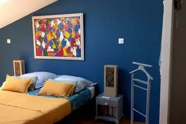 Apartamenty turystyczne Charmant Logement Avec Terrasse