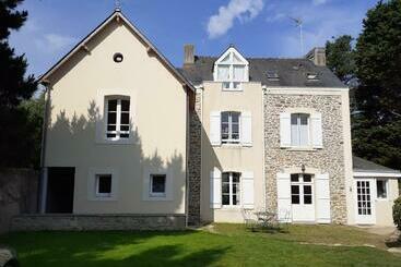 Ferienwohnungen Maison Vue Exeptionnelle Sur La Mer
