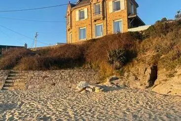 ツーリストアパートメント Villa Sainte Anne   Ploemeur