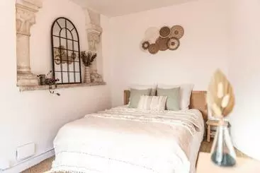 Aamiaismajoitus (B&B) Couvent Des Cordelières Spa En Supplément