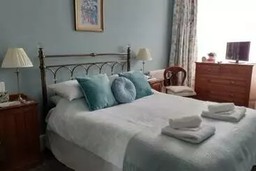 Bed and Breakfast Wyburn House
