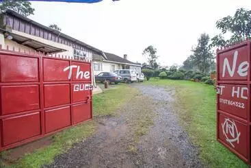 هتل The Nest Guest House