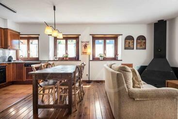 דירות לתיירים Aiguamoig By Seamount Rentals