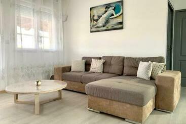 관광객 아파트 La Coulée Verte