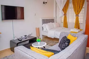 Majatalo Belaire Bnb Ruaka 1