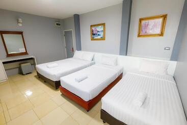 アパートホテル Bannsawasdee บ้านสวัสดี