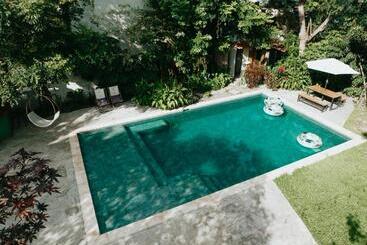 هتل Casa Amaranto