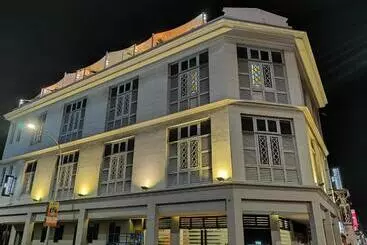 هتل The Assembly Place, A Co Living At Mayo